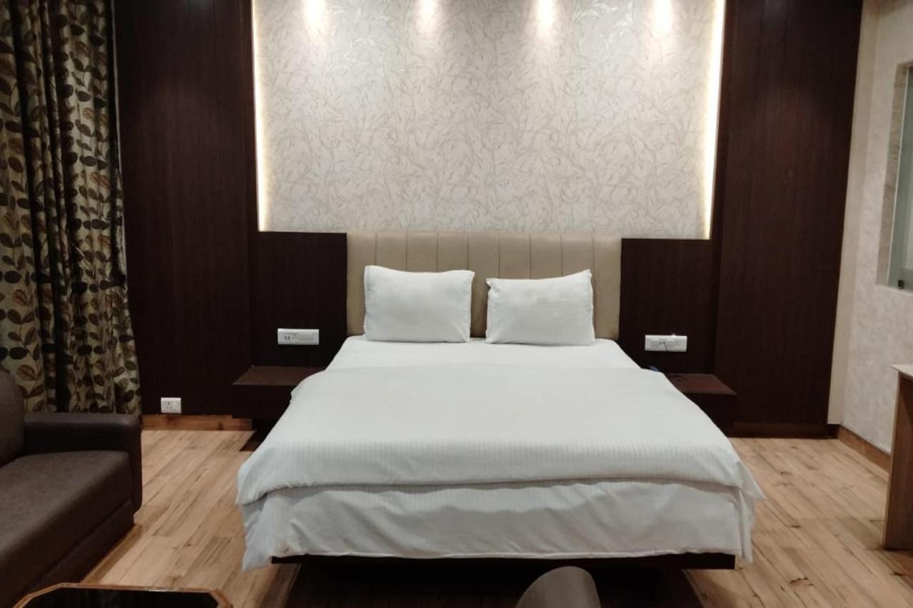 Hotel Park Regency Gorakhpur Extérieur photo