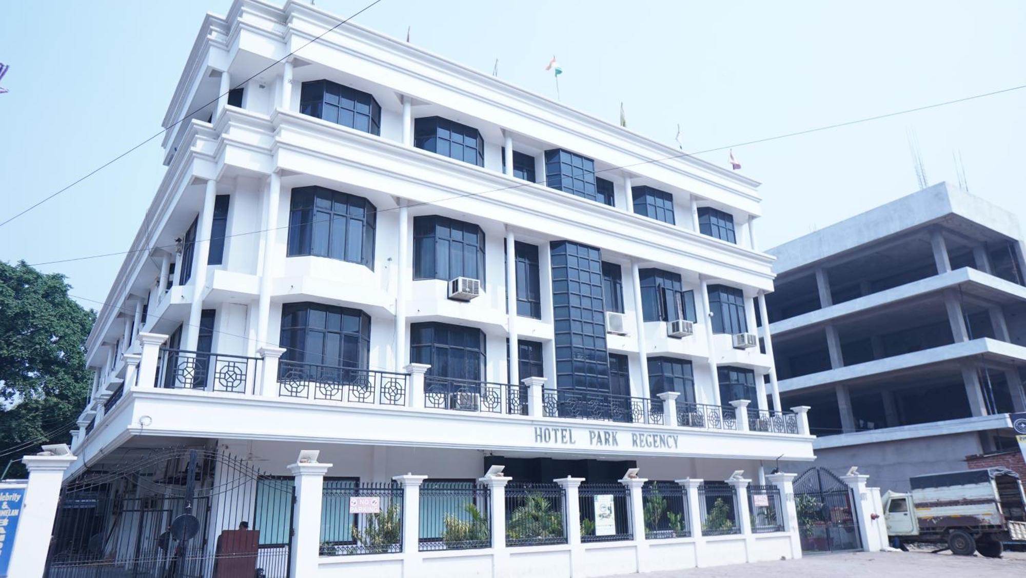 Hotel Park Regency Gorakhpur Extérieur photo